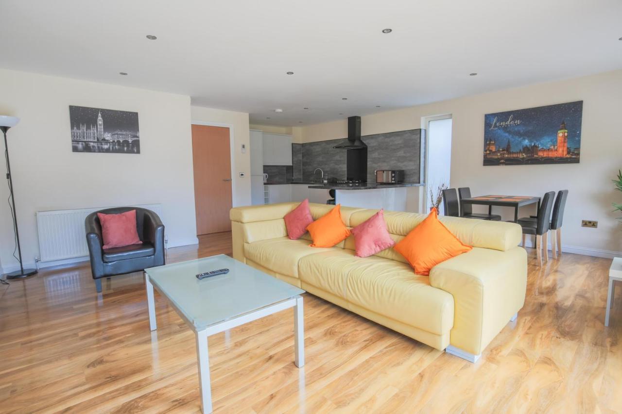 Stylish Modern Newly Built Apartment 15 Min From City Centre Edinburgh Dış mekan fotoğraf