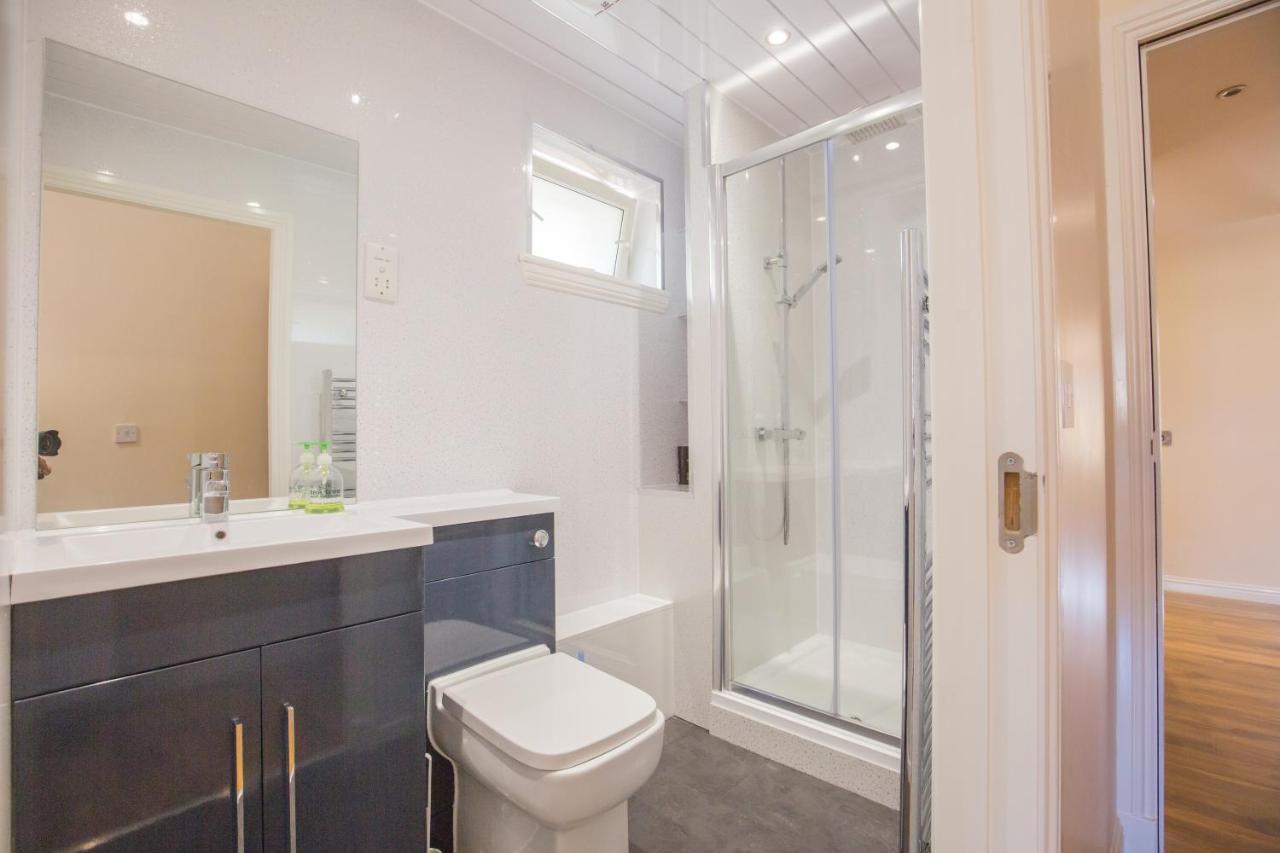 Stylish Modern Newly Built Apartment 15 Min From City Centre Edinburgh Dış mekan fotoğraf